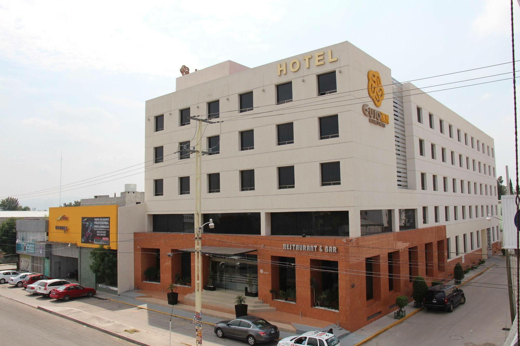 Hotel Soleil Business Class Celaya Екстериор снимка