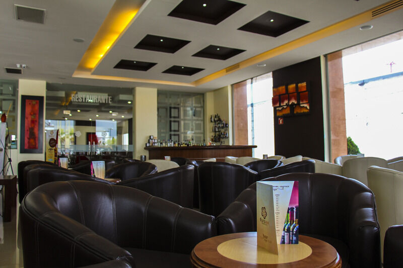 Hotel Soleil Business Class Celaya Екстериор снимка